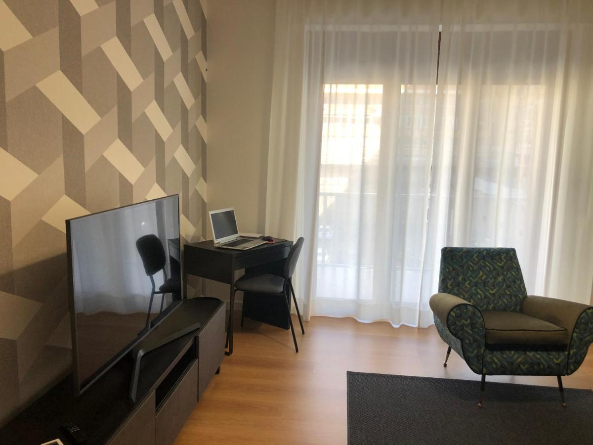 Home 22 Appartamento In Centro Storico - Катания Екстериор снимка