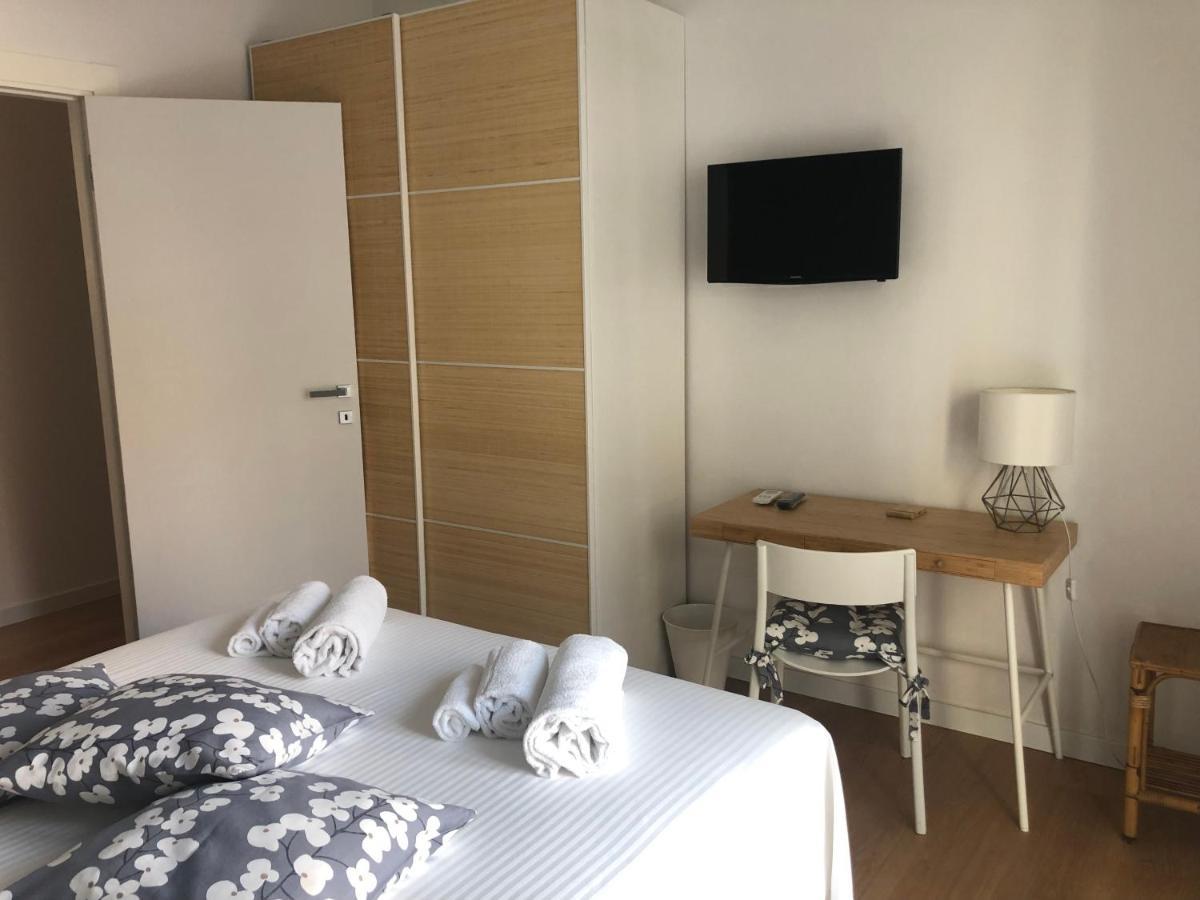 Home 22 Appartamento In Centro Storico - Катания Екстериор снимка
